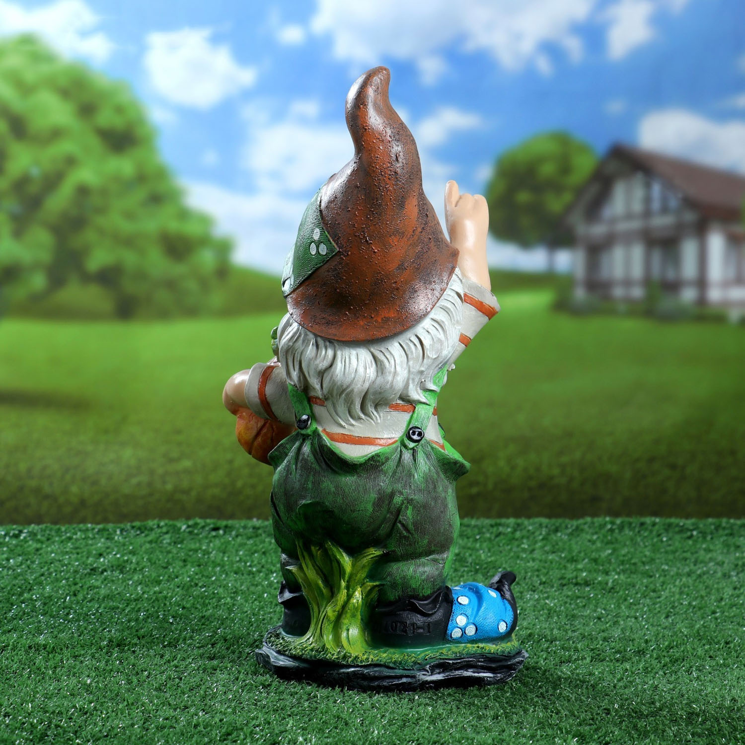 Садовая фигура "Гном с тыквой" 19х38см МИКС 4932824