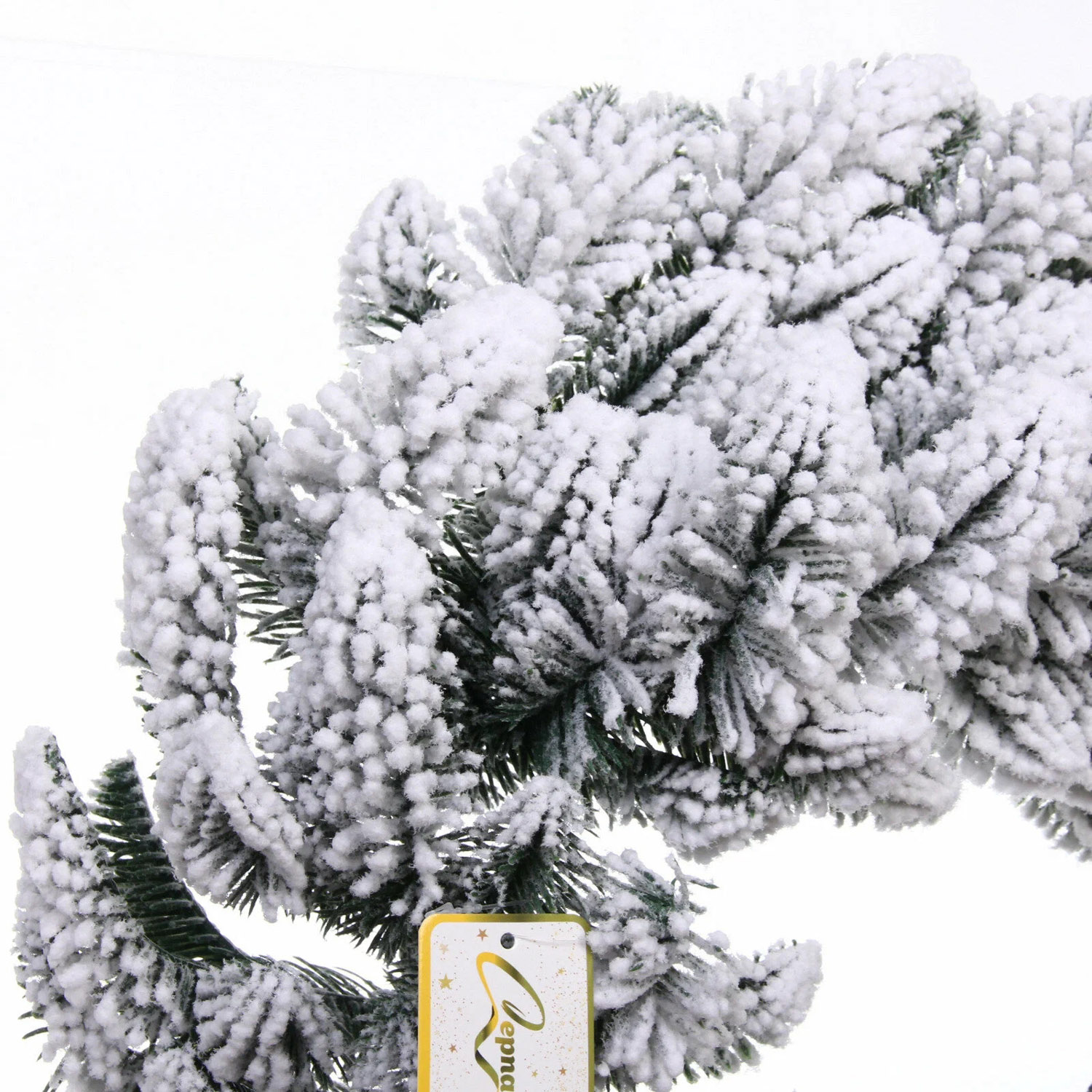 Венок хвойный "Заснеженный лес" d-40 см, литой ПВХ, белое напыление