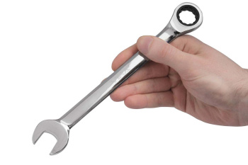 Ключ комбинированный трещоточный 19 мм VIRA